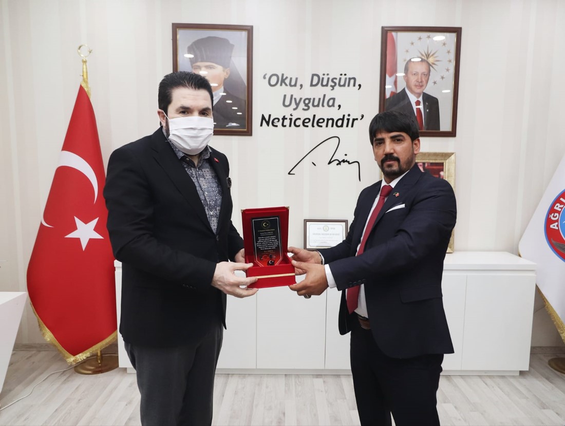 Aziz Akkuş `tan Ağrı Belediye Başkanı Savcı Sayan `a Ziyaret