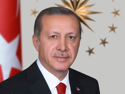 “DİJİTALLEŞME, YENİ HAKSIZLIKLARA VE ÖTEKİLEŞTİRMELERE YOL AÇMAMALIDIR”