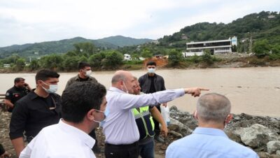 Bakan Soylu Artvin’in Arhavi İlçesinde Selden Etkilenen Alanlarda İncelemelerde Bulundu