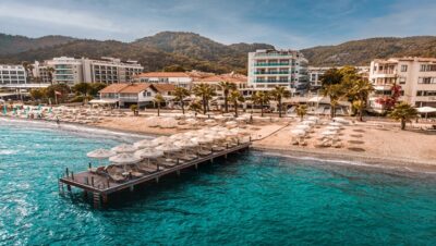 Marmaris Emre Otel’s Dostlarını Bekliyor