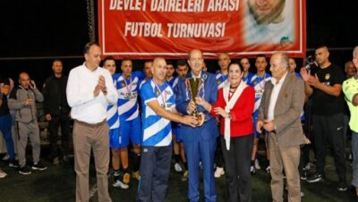 Cumhurbaşkanı Ersin Tatar, 12. Hasan Ramadan Cemil Devlet Daireleri Arası Halı Saha Futbol Turnuvası etkinliğine katıldı