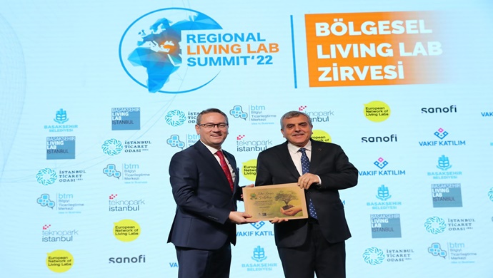  BAŞKAN BEYAZGÜL, “BİLİME VE TEKNOLOJİYE ÖNEM VERMEYEN GELİŞEMEZ”