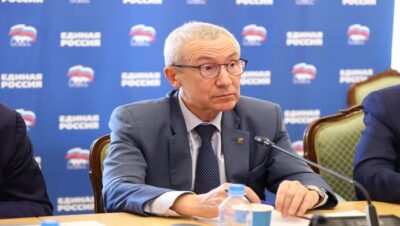 Andrey Klimov: Birleşik Rusya dost ülkelerle işbirliğini geliştirmek için bir dizi etkinlik düzenliyor