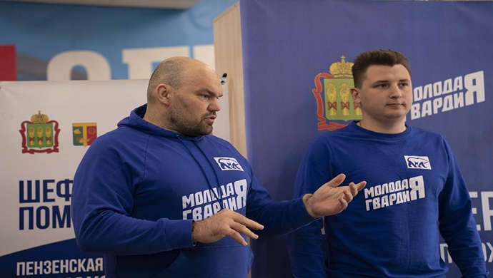 «Молодая Гвардия Единой России» открыла гуманитарный центр в Токмаке Запорожской области