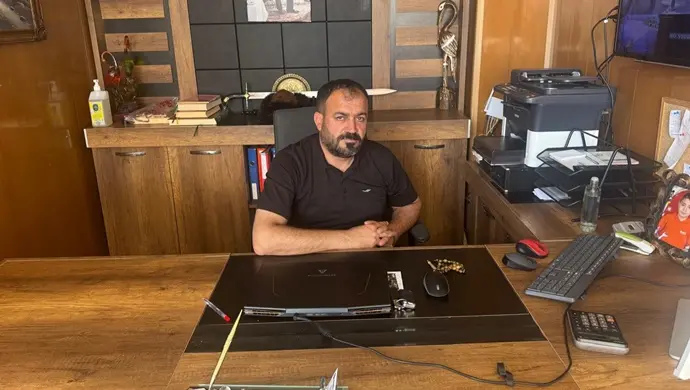 İŞ İNSANI METİN ÖZBEK `TEN 23 NİSAN MESAJI